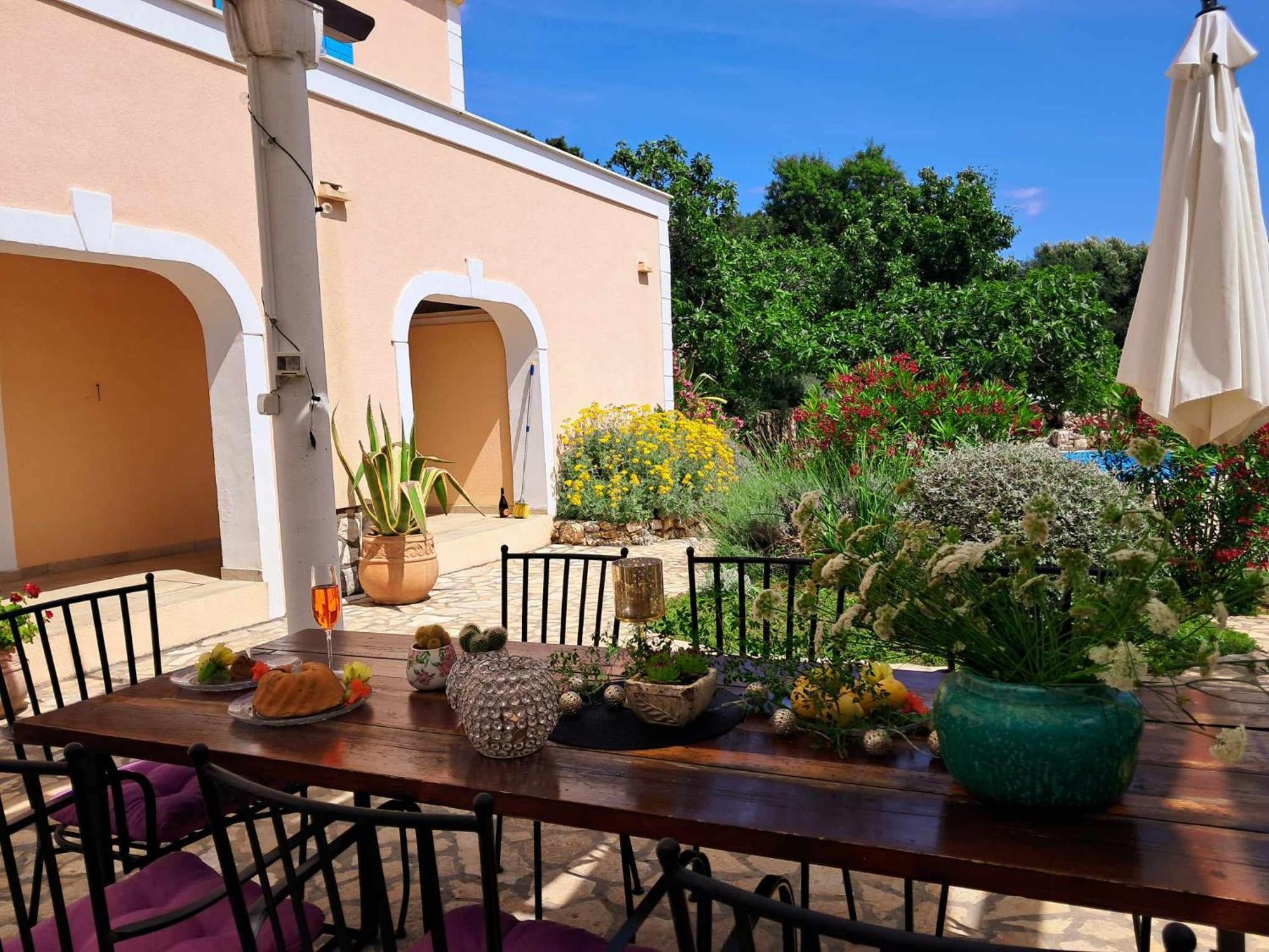 Villa Cesarica نوفاليا المظهر الخارجي الصورة