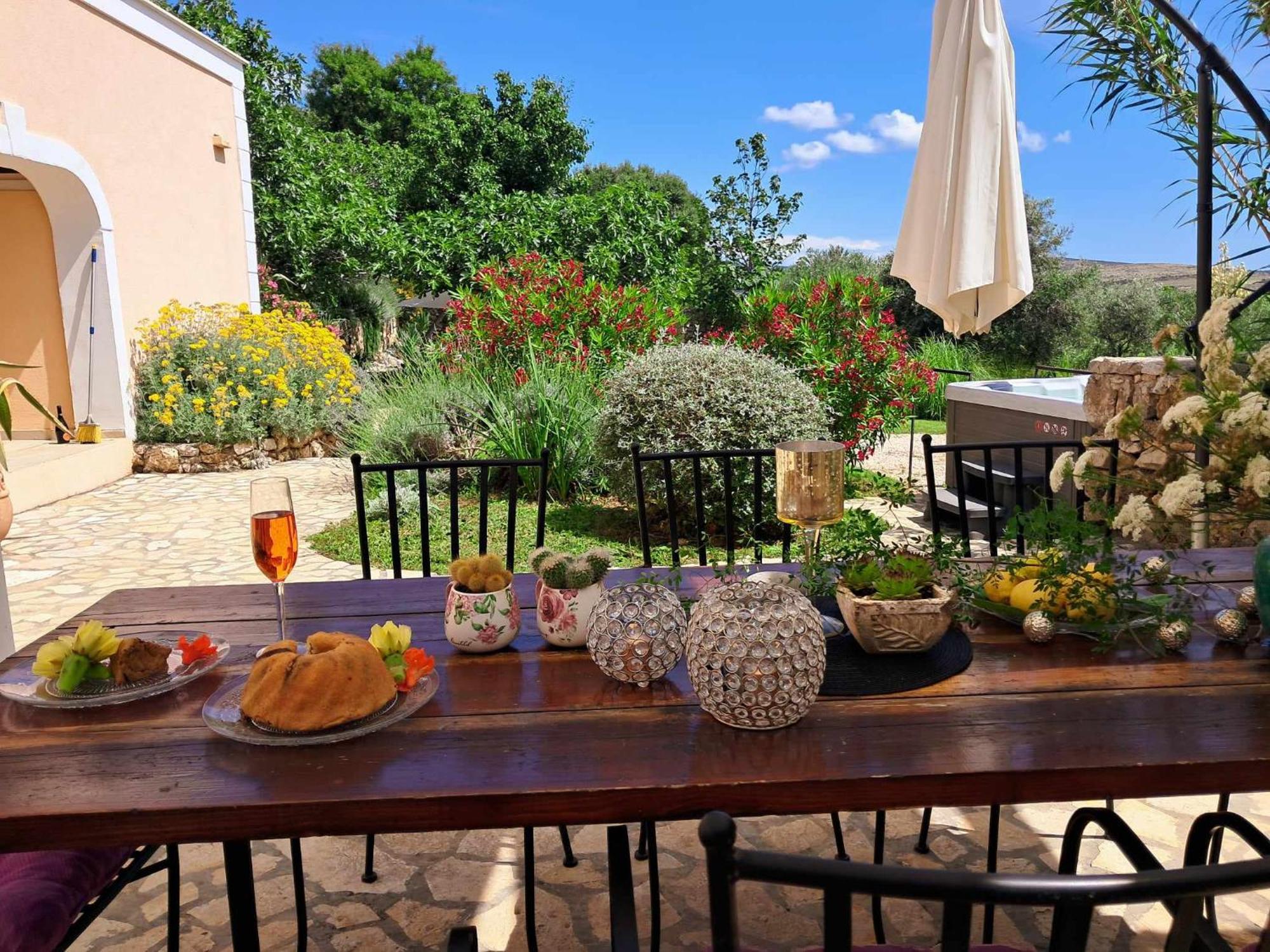 Villa Cesarica نوفاليا المظهر الخارجي الصورة
